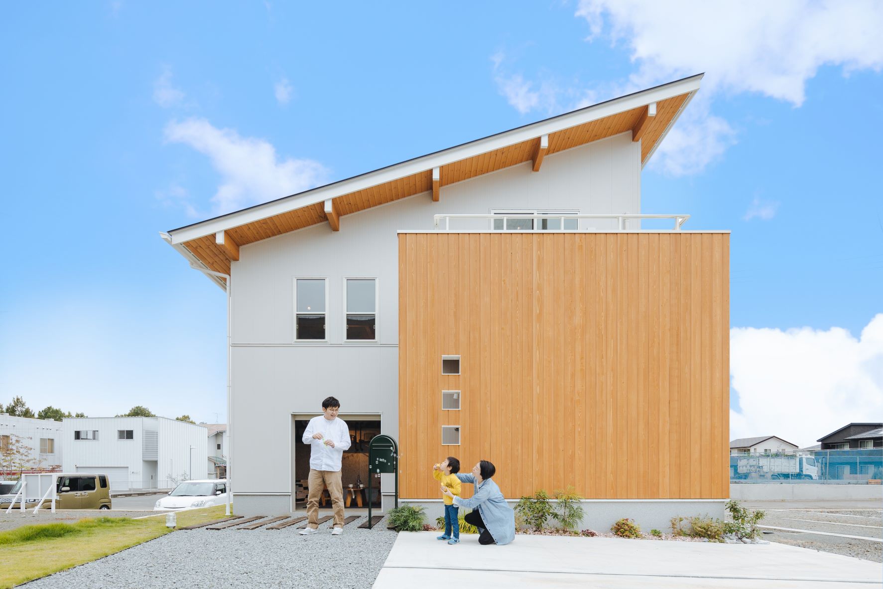 WAVE-balcony／LOCAL VILLAGE赤坂台モデルハウス